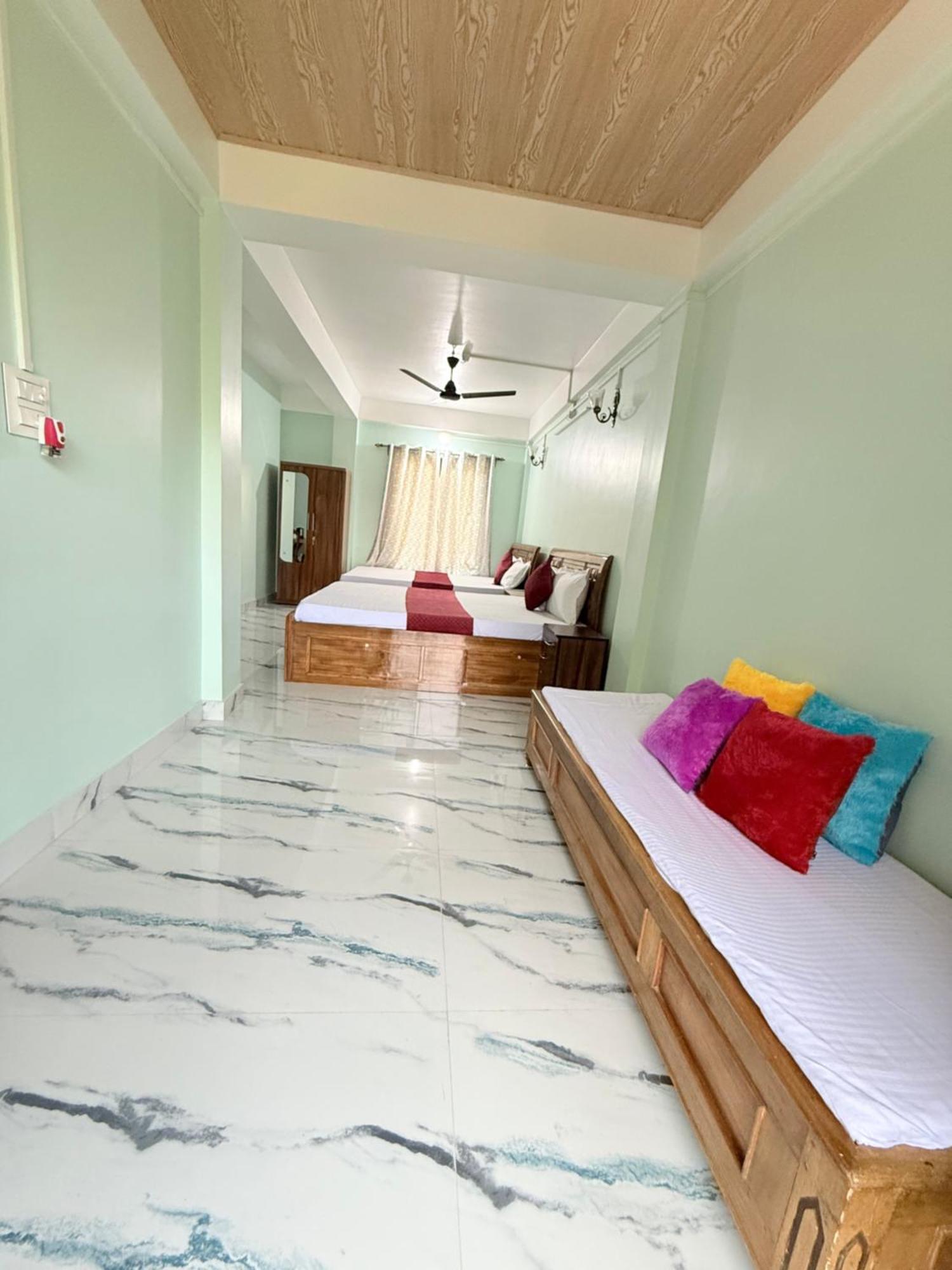 Maple Homestay Kalimpong Buitenkant foto